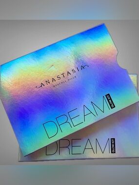 Anastasia Beverly Hills Dream Glow Kit Makeup Palette